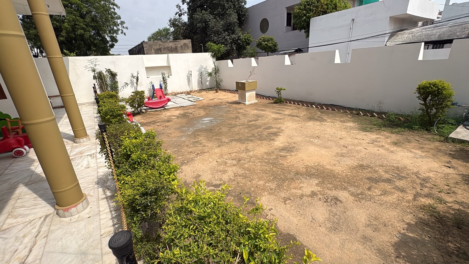 Secure outdoor garden